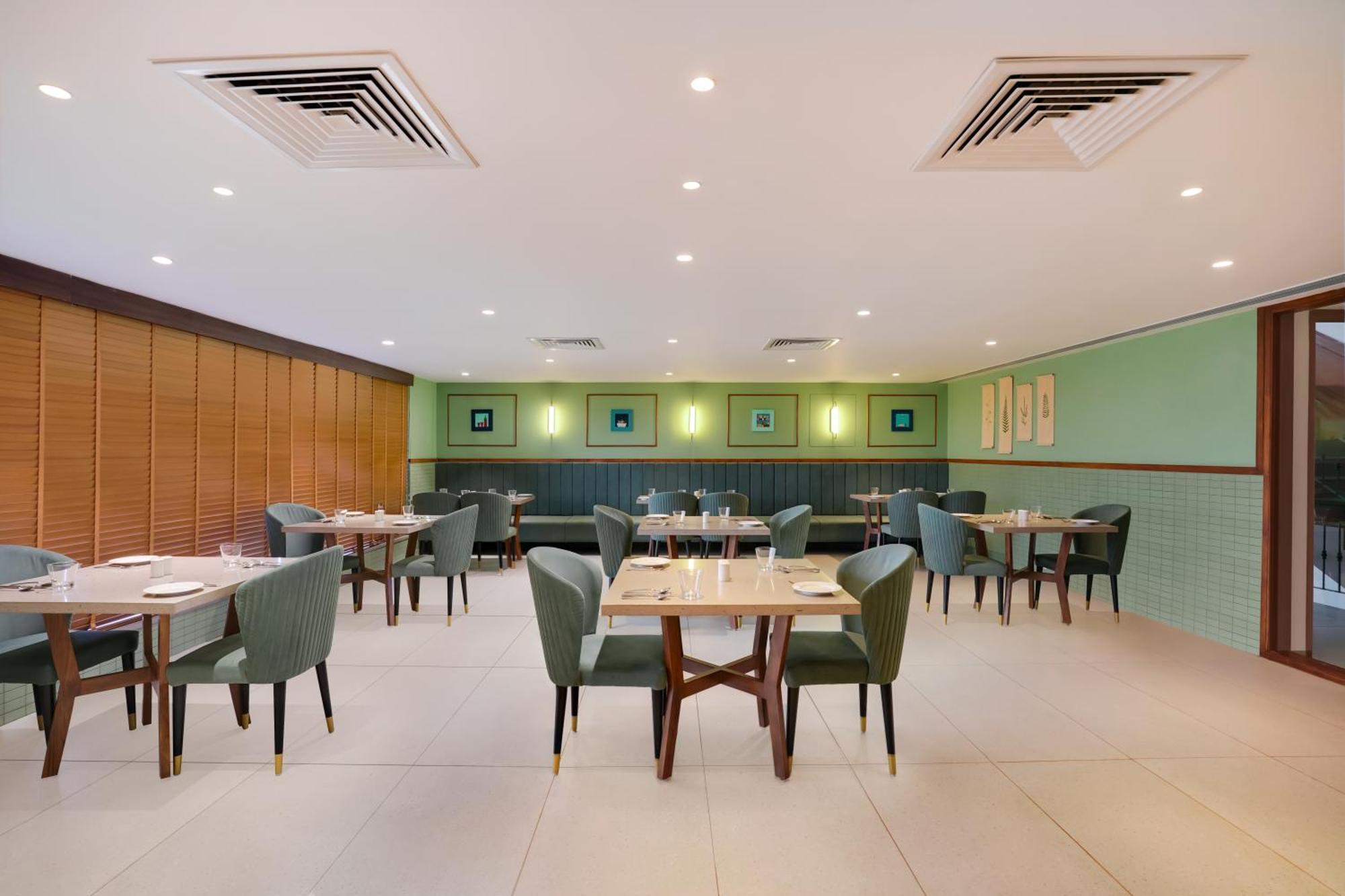 Lemon Tree Hotel, Райкот Екстериор снимка